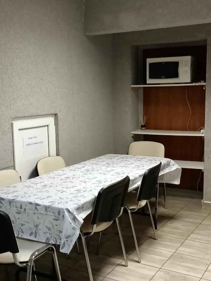 Pokoje Pod Swierkiem Swarzędz Εξωτερικό φωτογραφία