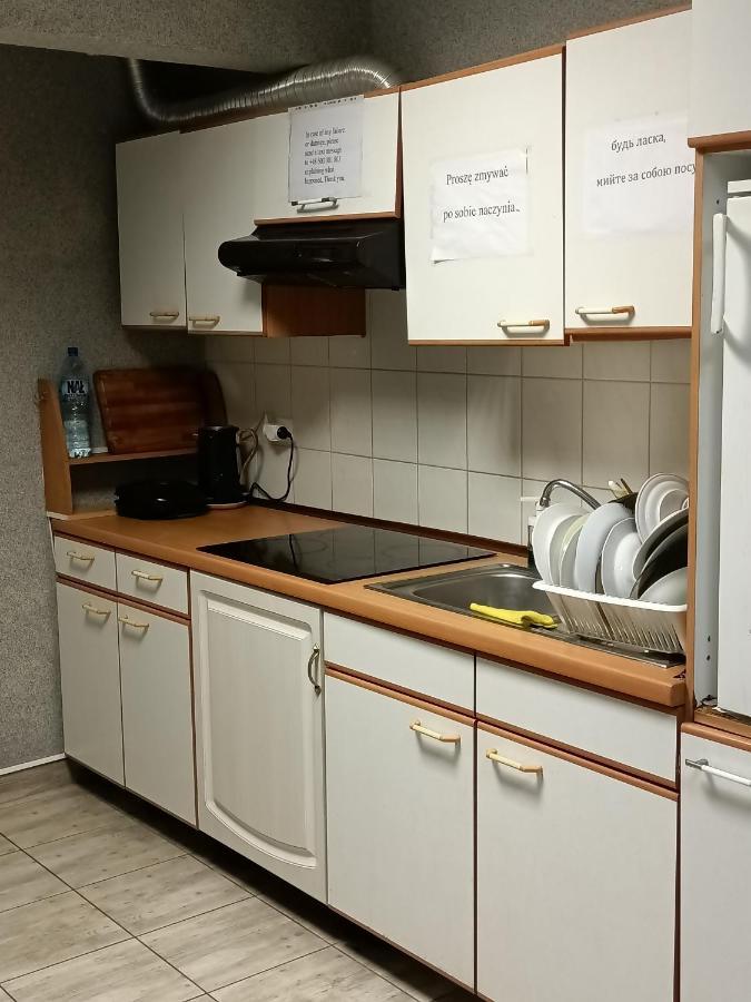 Pokoje Pod Swierkiem Swarzędz Εξωτερικό φωτογραφία